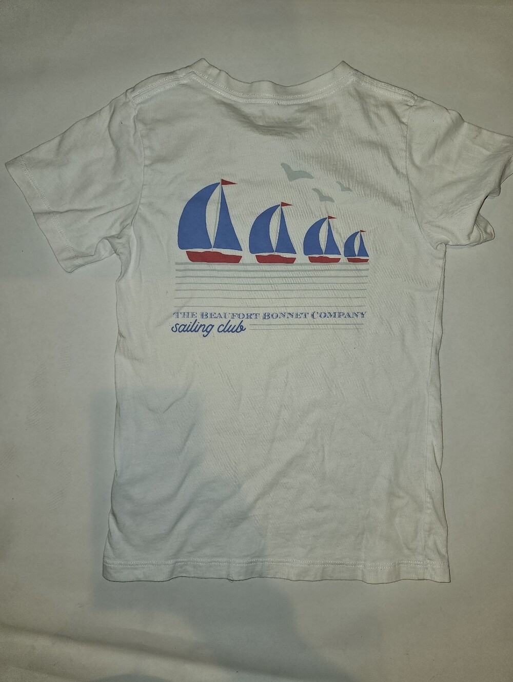 EUC | M (6–7) | The Beaufort Bonnet Company | White Sailing Club Graphic T-Shir